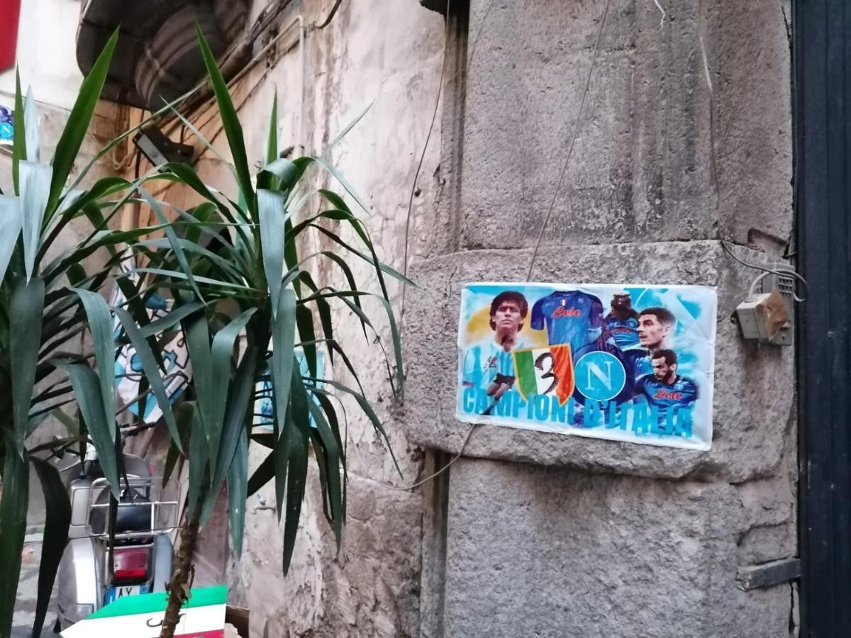 Suite San Gennaro Bis Naples Luaran gambar